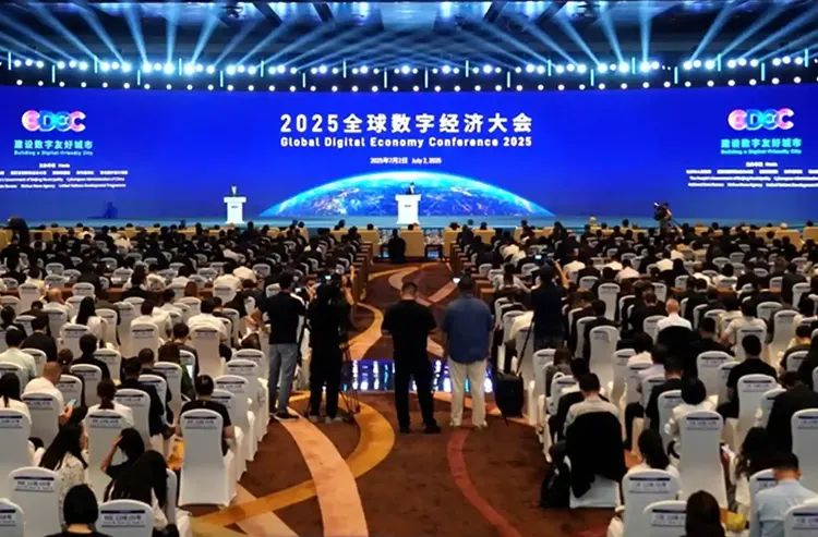 ��������ǧ�ڣ��������ֻ�ת����ν��ƣ�